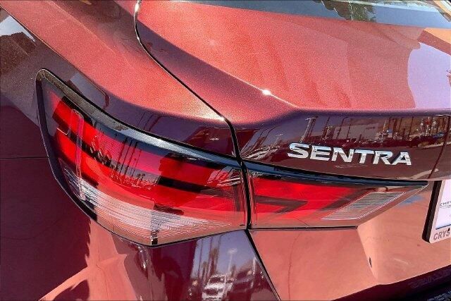Used 2025 Nissan Sentra SVImage 28