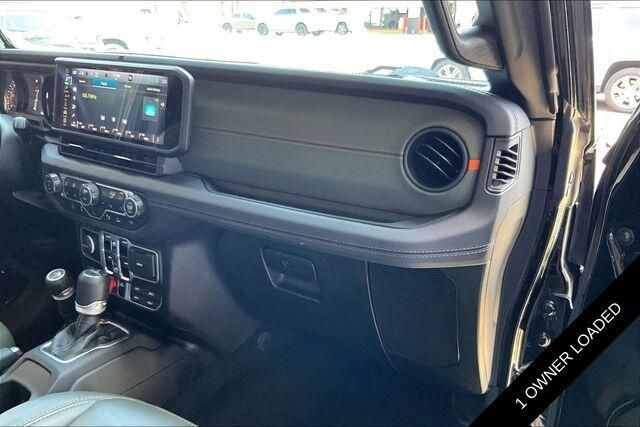 Used 2024 Jeep Gladiator MojaveImage 15