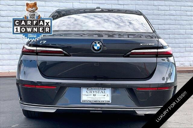 Used 2023 BMW i7 xDrive60Image 3