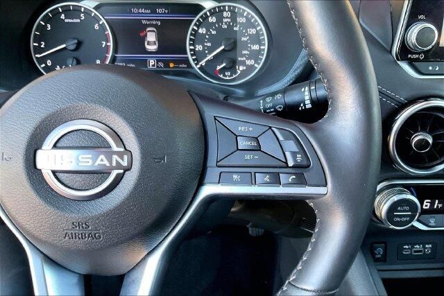Used 2025 Nissan Sentra SVImage 19