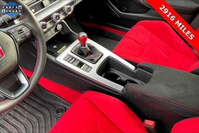 Used 2025 Honda Civic Type R Image 17