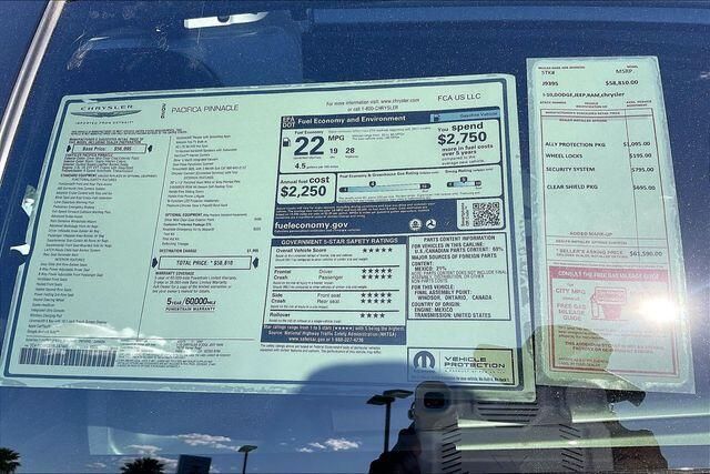 New 2026 Chrysler Pacifica PinnacleImage 16