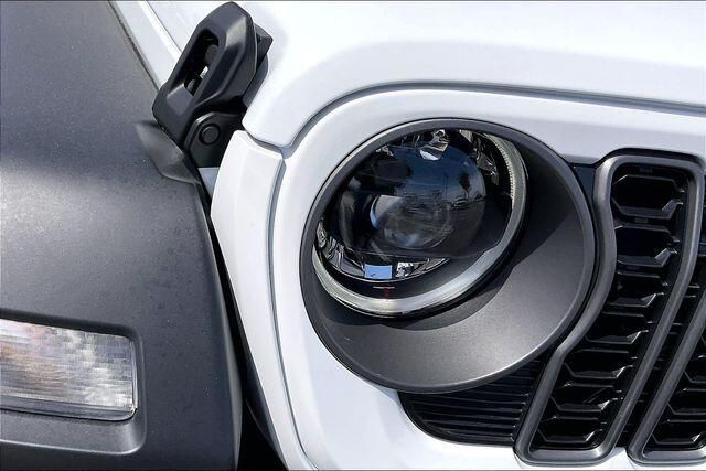 New 2026 Jeep Wrangler 4-door Sport SImage 11