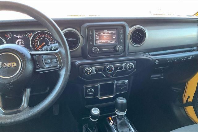 Used 2021 Jeep Wrangler Unlimited WillysImage 5