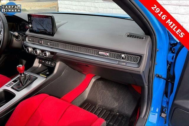 Used 2025 Honda Civic Type R Image 16