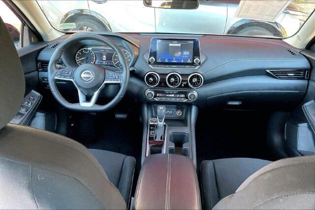 Used 2025 Nissan Sentra SVImage 15