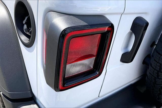 New 2026 Jeep Wrangler 4-door Sport SImage 12