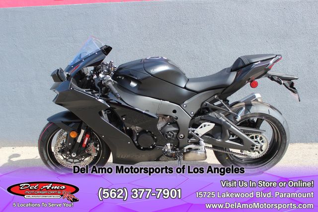 2025 Kawasaki NINJA ZX-10R Image 6