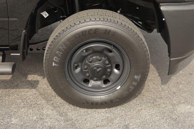 2025 RAM 2500 Tradesman Crew Cab 4x4 8