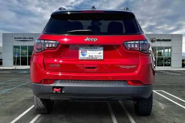 New 2026 Jeep Compass Trailhawk 4x4Image 3