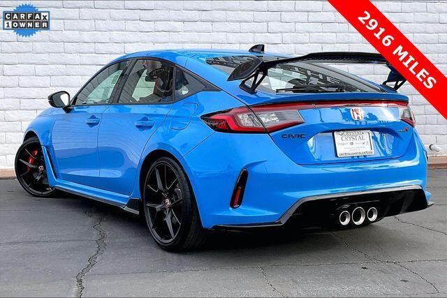 Used 2025 Honda Civic Type R Image 10