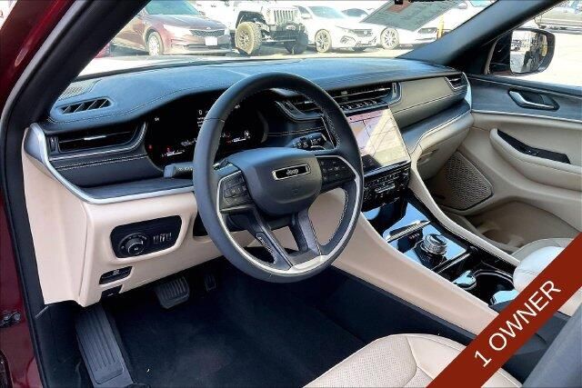 Used 2023 Jeep Grand Cherokee LimitedImage 14