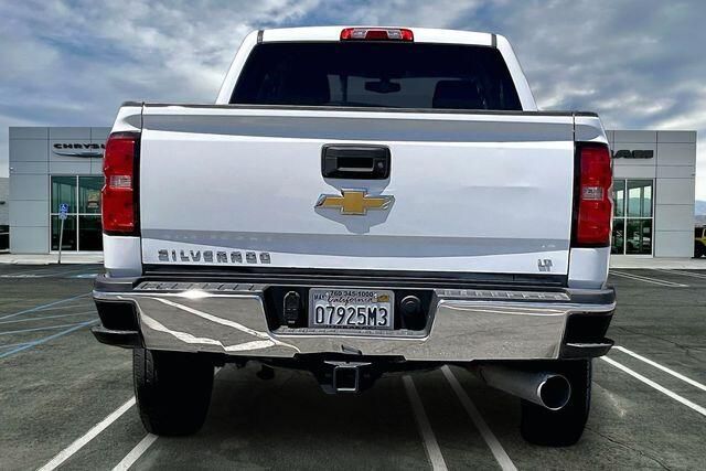 Used 2019 Chevrolet Silverado 2500HD LTImage 3