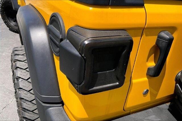 Used 2021 Jeep Wrangler Unlimited WillysImage 28