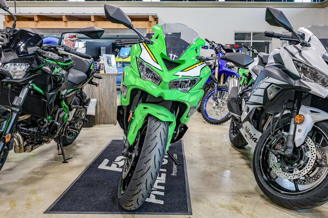 New 2025 Exmark Lazer Z E-Series 60 in. Kawasaki FX730V 23.5