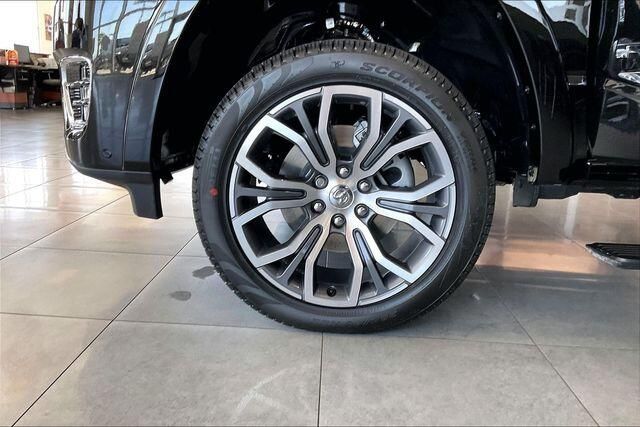 New 2026 RAM 1500 Tungsten Crew Cab 4x4Image 10