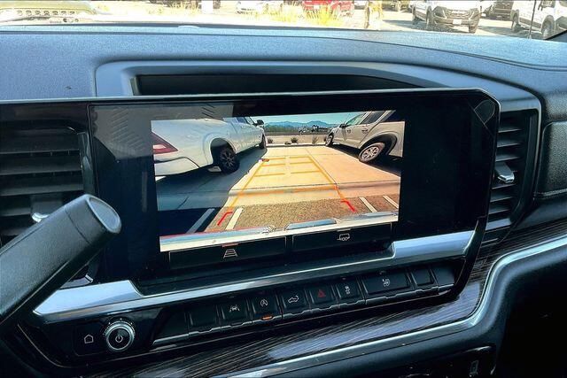 Used 2024 GMC Sierra 1500 ElevationImage 21