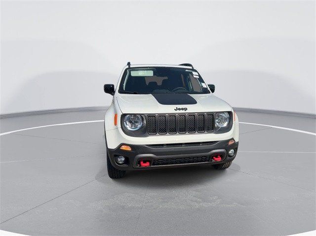 2023 Jeep Renegade Trailhawk 4x4 in a Alpine White Clear Coat exterior color and Blackinterior. McPeek