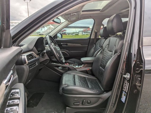 2021 Kia Telluride SX in a Ebony Black exterior color and Blackinterior. Johnson Dodge 601-693-6343 pixelmotiondemo.com 