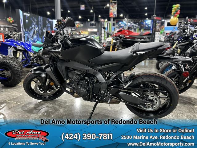 2025 Yamaha MT-09 Image 5