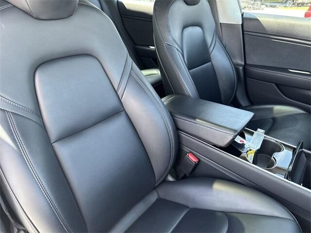 2018 Tesla Model 3 Long RangeImage 11