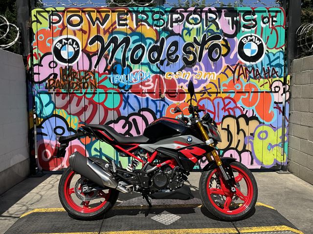 New 2025 BMW G 310 R Image 4
