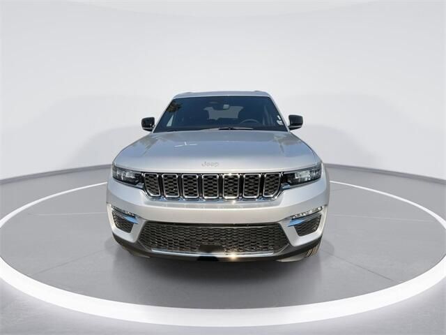2024 Jeep Grand Cherokee Limited 4x4Image 3