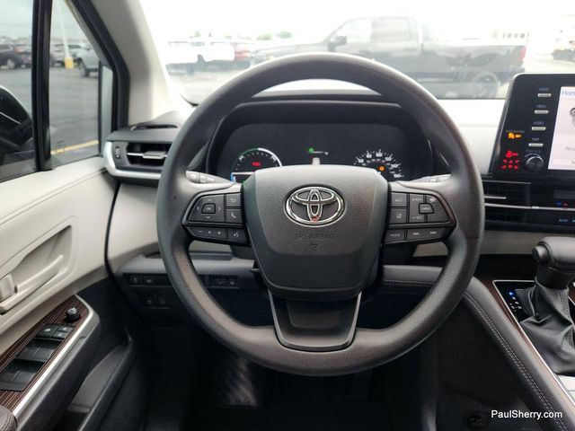 Used 2024 Toyota Sienna LEImage 44