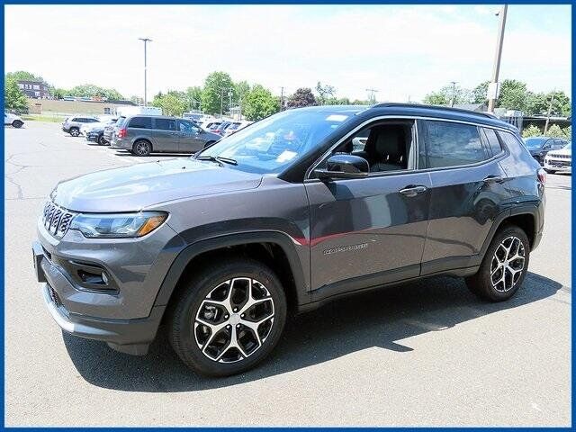 2024 Jeep Compass LimitedImage 1