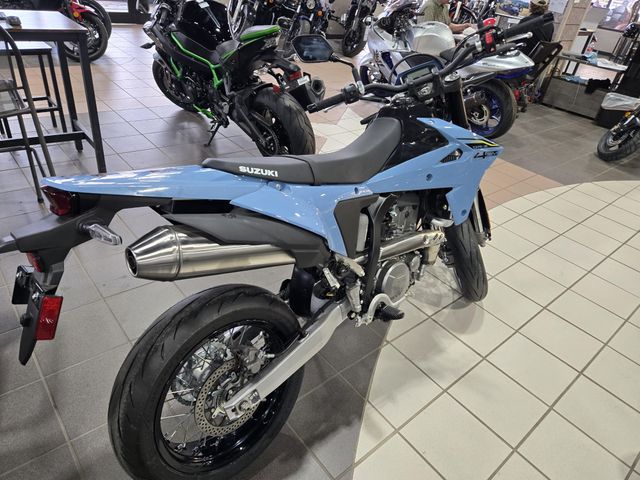 New 2025 Suzuki DRZ 4SM SKY GRAY | Family Powersports Lubbock