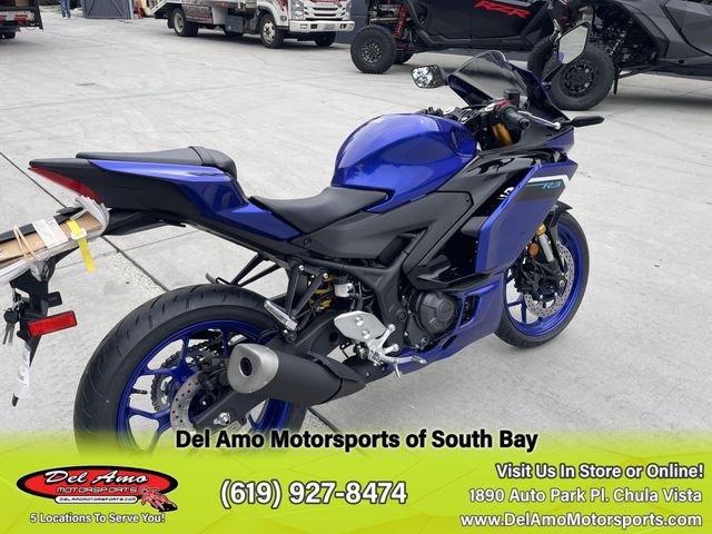 New 2025 Yamaha YZF-R3 ABS Image 8