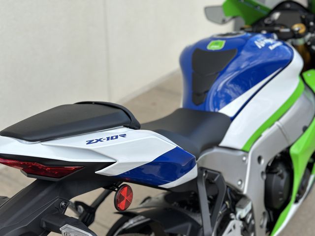  Ninja ZX-10R 40th Anniversary | Kawasaki