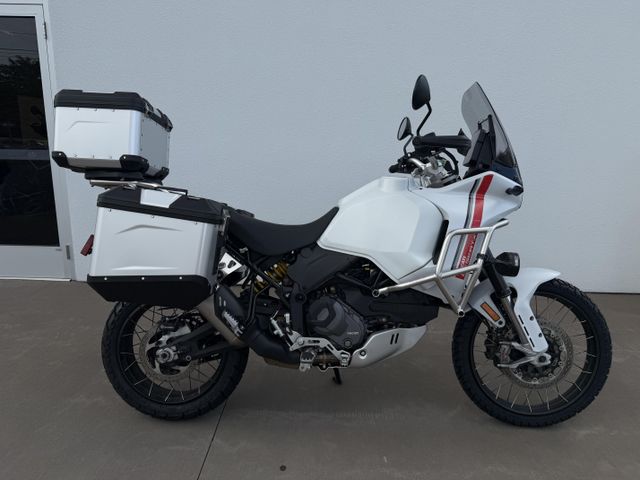2023 Ducati DESERT X