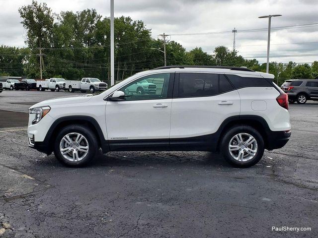Used 2023 GMC Terrain SLEImage 4