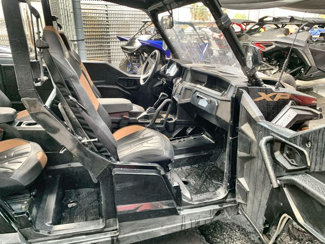 Used 2022 Polaris GENERAL XP 4 1000 DELUXE RC - BLACK CRYSTAL RIDE COMMAND Edition Image 18