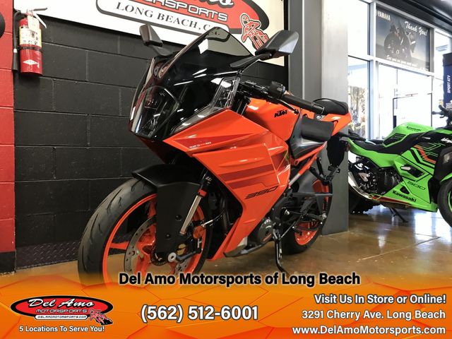 2024 KTM RC 390 Image 3