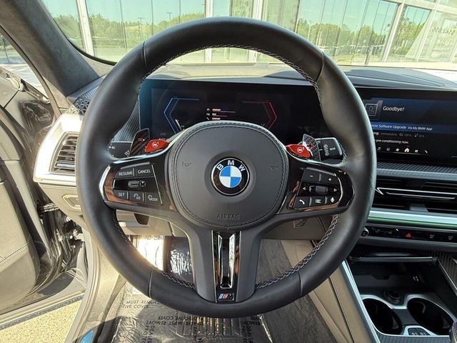 2024 BMW XM BaseImage 24