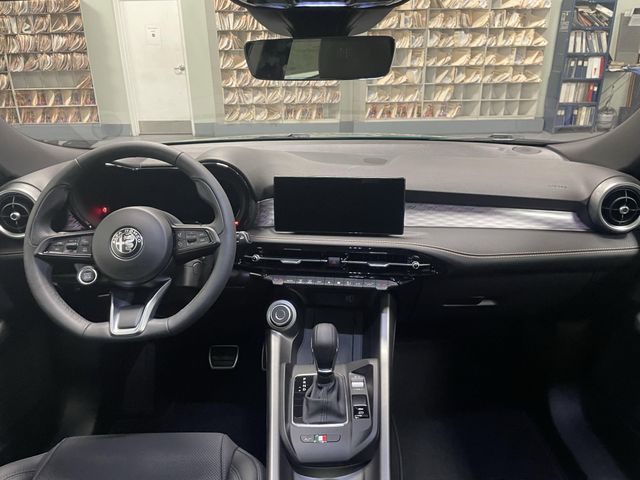 2025 Alfa Romeo Tonale AwdImage 16