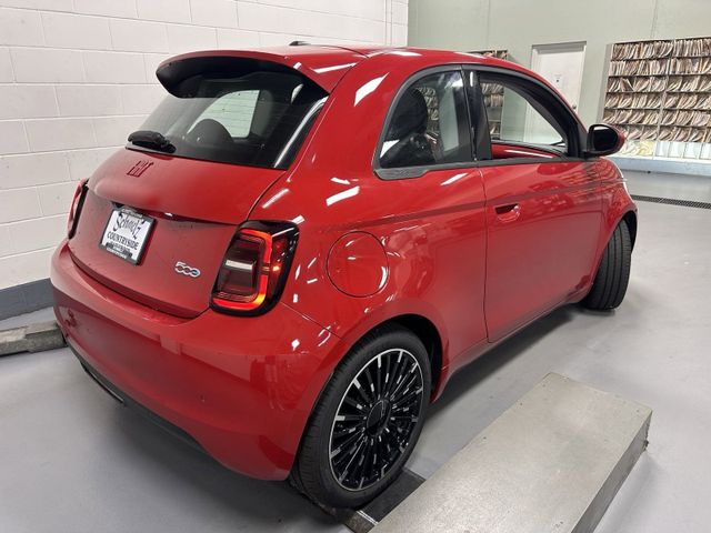 2024 Fiat 500e Inspi(red)Image 14