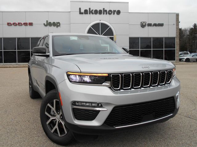 2025 Jeep Grand Cherokee Limited 4x4Image 2