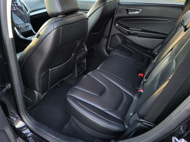 2022 Ford Edge TitaniumImage 28