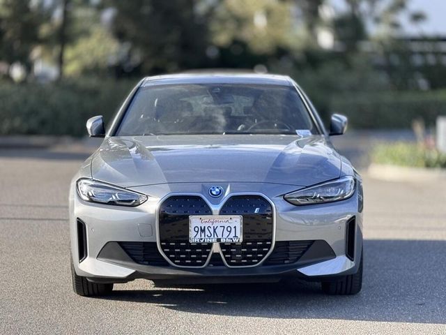 2024 BMW i4 eDrive35Image 4
