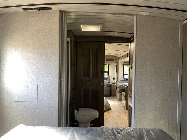 New 2024 ARCTIC FOX EDGE 27SX Image 32