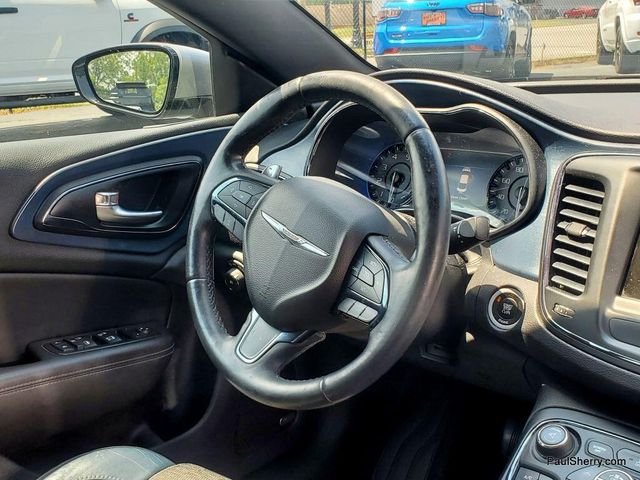 Used 2015 Chrysler 200 SImage 19