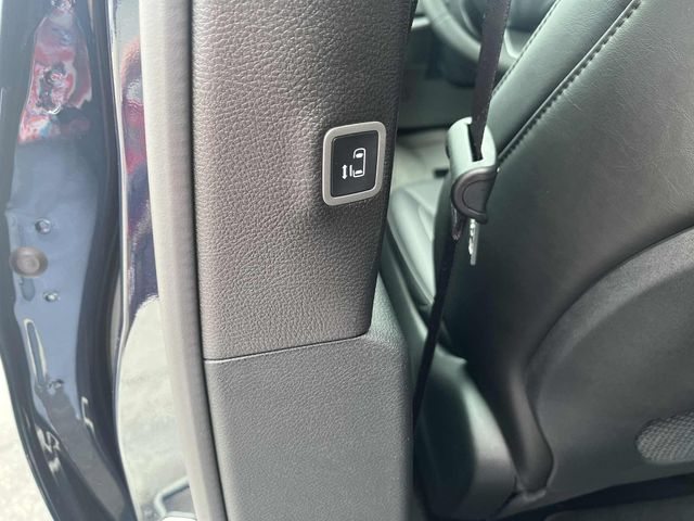 New 2025 Chrysler Pacifica SelectImage 14