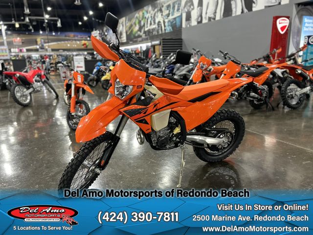2025 KTM 500 EXC-F Image 1