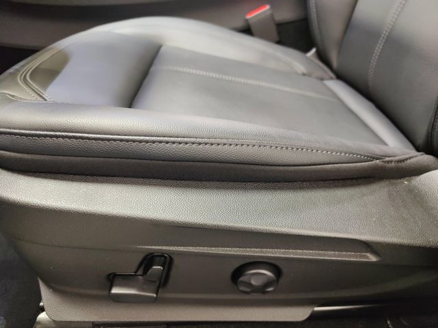 Used 2024 Alfa Romeo Stelvio Q4 AWD w/Sunroof/NavImage 18