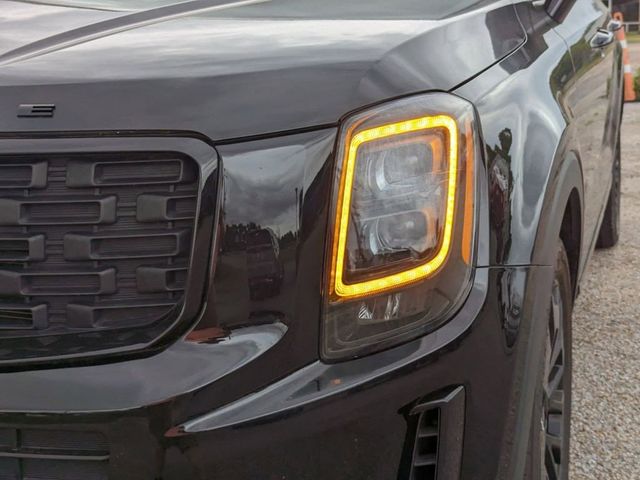 2021 Kia Telluride SX in a Ebony Black exterior color and Blackinterior. Johnson Dodge 601-693-6343 pixelmotiondemo.com 