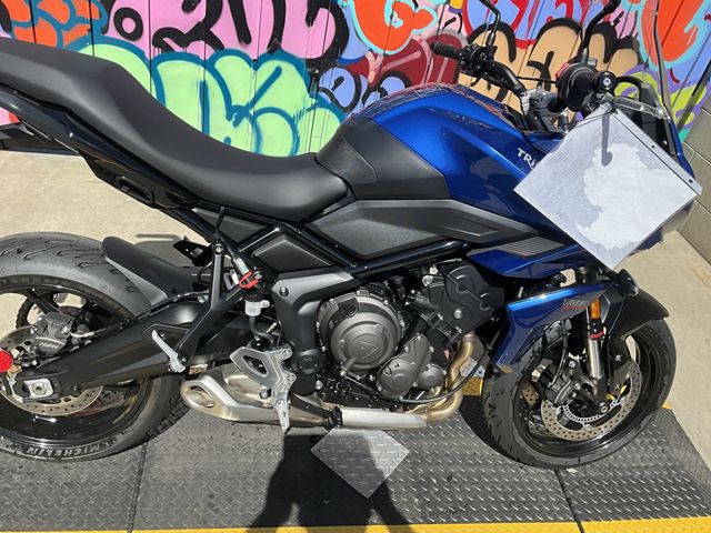 2023 Triumph TIGER SPORT in a Lucerne Blue / Sapphire Black exterior color. BMW Motorcycles of Modesto 209-524-2955 bmwmotorcyclesofmodesto.com 
