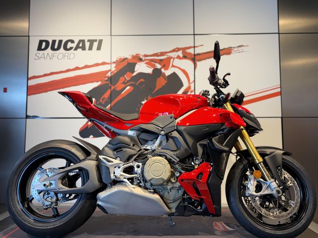2026 Ducati STREETFIGHTER V4 S